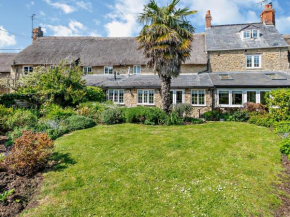 4 Bed in Burton Bradstock DC212